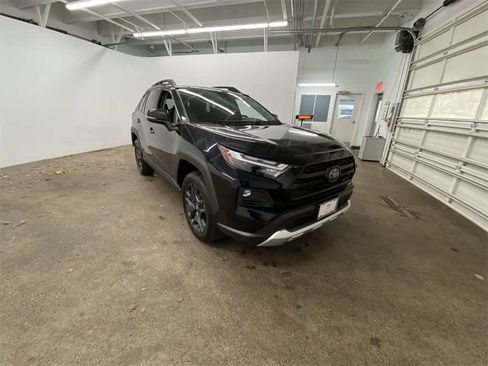 Used 2024 Toyota RAV4 Adventure image 8
