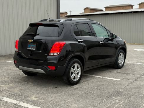 Used 2020 Chevrolet Trax LT w/ Driver Confidence Package image 5