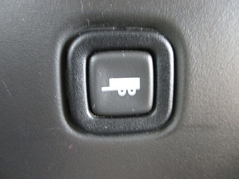 Used 2017 Chevrolet Express 2500 LS image 17