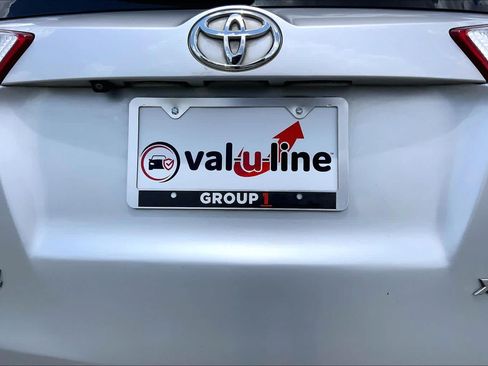 Used 2013 Toyota RAV4 XLE FWD image 10