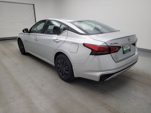 Used 2024 Nissan Altima 2.5 S FWD image 3