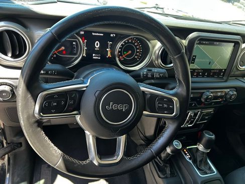 Used 2020 Jeep Wrangler Unlimited Sahara w/ Uconnect 4C Nav & Sound Group AWD/4WD image 32