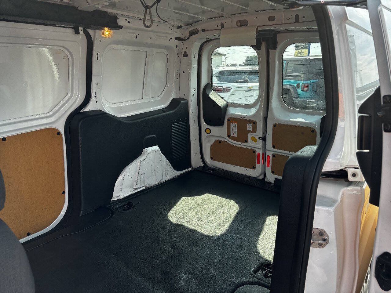 Used 2015 Ford Transit Connect XL FWD image 18