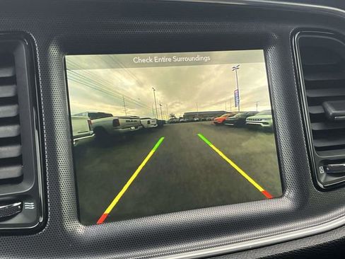 Used 2017 Dodge Challenger GT w/ GT Interior Package image 27