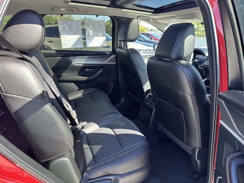 Certified 2025 MAZDA CX-70 Plug-In Hybrid w/ Premium Pkg image 27