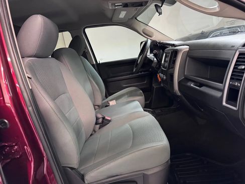 Used 2017 RAM 2500 Tradesman w/ Chrome Appearance Group image 16