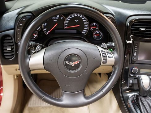 Used 2008 Chevrolet Corvette Convertible w/ Preferred Equipment Group RWD image 17