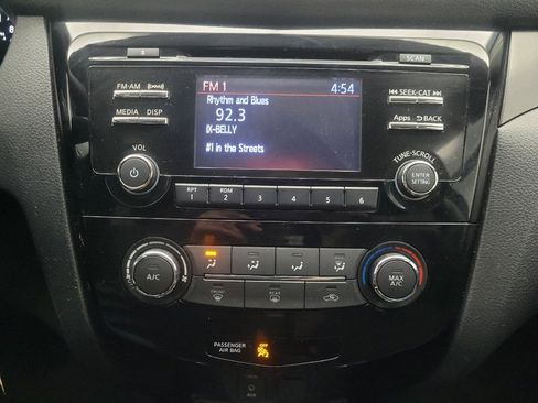 Used 2016 Nissan Rogue S w/ Appearance Package AWD/4WD image 25