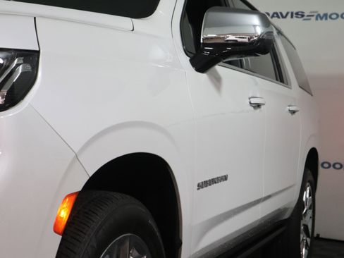 Used 2024 Chevrolet Suburban Premier w/ Advanced Technology Package image 11