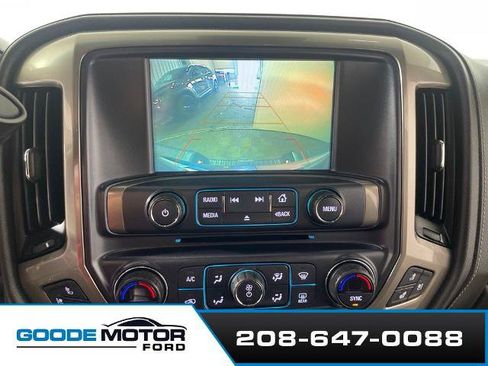 Used 2018 Chevrolet Silverado 1500 High Country AWD/4WD image 17