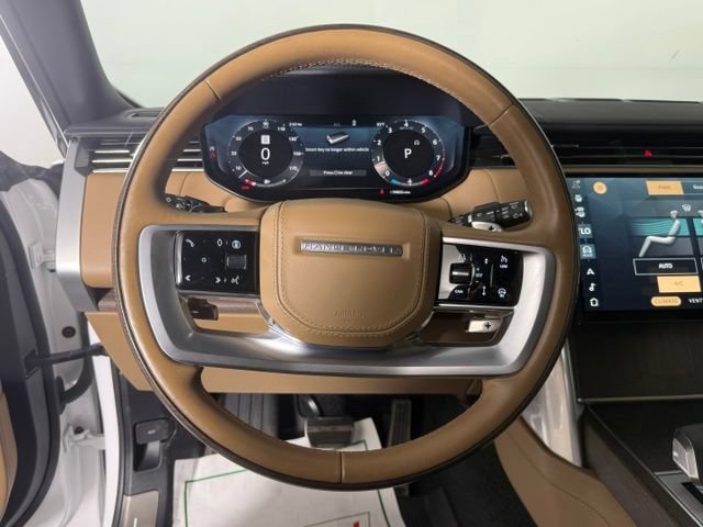 Used 2024 Land Rover Range Rover Long Wheelbase Autobiography AWD/4WD image 15