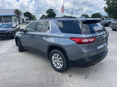 Used 2020 Chevrolet Traverse LT FWD image 4