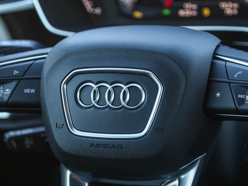 New 2025 Audi Q3 2.0T Premium image 23