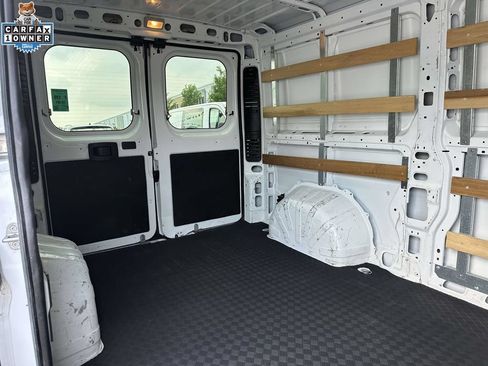 Used 2025 RAM ProMaster 2500 w/ U-Haul Equipment Group FWD image 11