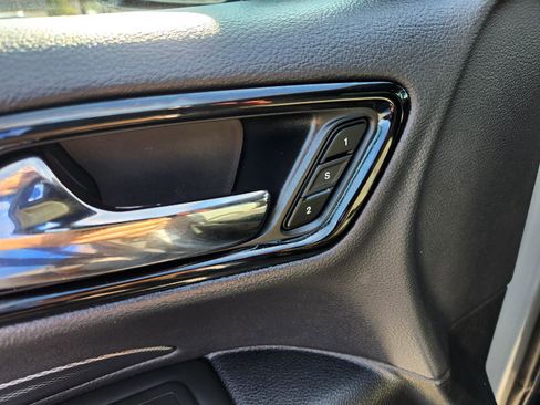 Used 2024 Dodge Durango GT image 13