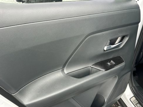 New 2026 Nissan Kicks SV w/ SV Premium Package image 14