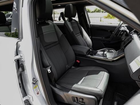New 2026 Land Rover Range Rover Evoque Hoxton AWD/4WD image 43