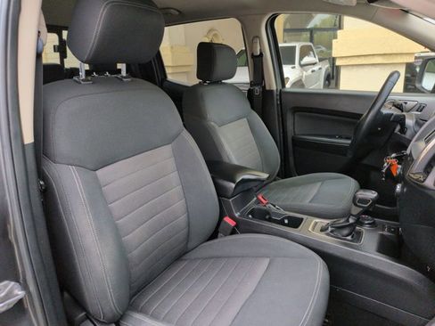 Used 2019 Ford Ranger XLT w/ Equipment Group 302A Luxury AWD/4WD image 19