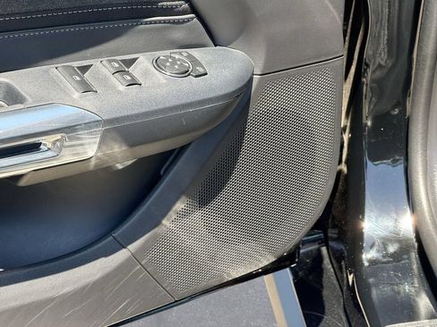 Used 2025 Ford Mustang Convertible RWD image 19