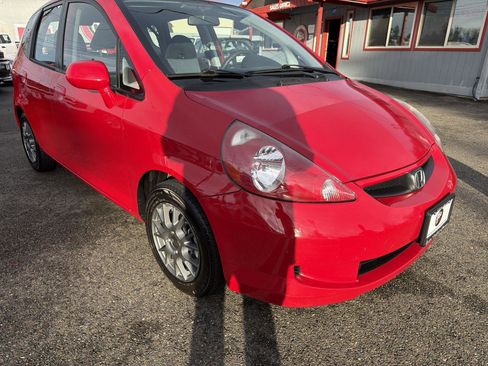 Used 2008 Honda Fit image 2