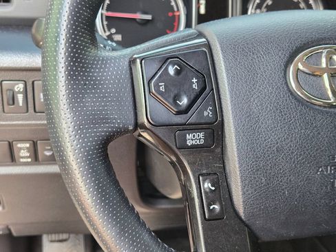 Used 2023 Toyota 4Runner TRD Off-Road Premium w/ Moonroof Package AWD/4WD image 25