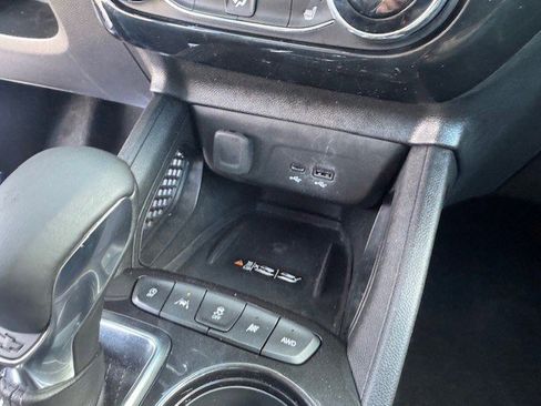 Used 2024 Chevrolet TrailBlazer LT w/ Convenience Package image 21