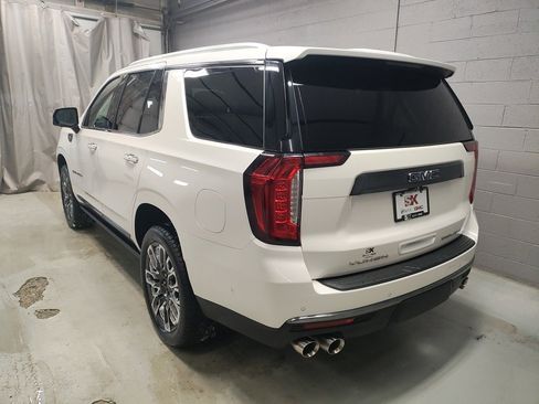 Certified 2023 GMC Yukon Denali Ultimate image 23