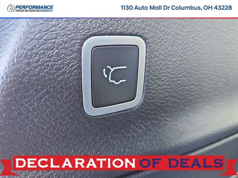 New 2026 Chrysler Pacifica Select image 12