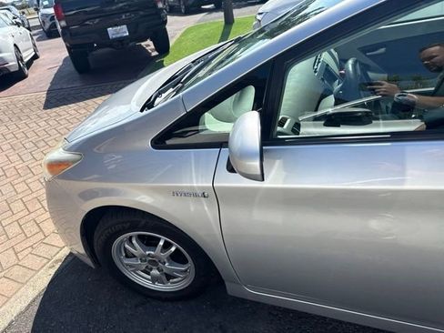 Used 2010 Toyota Prius Five FWD image 14