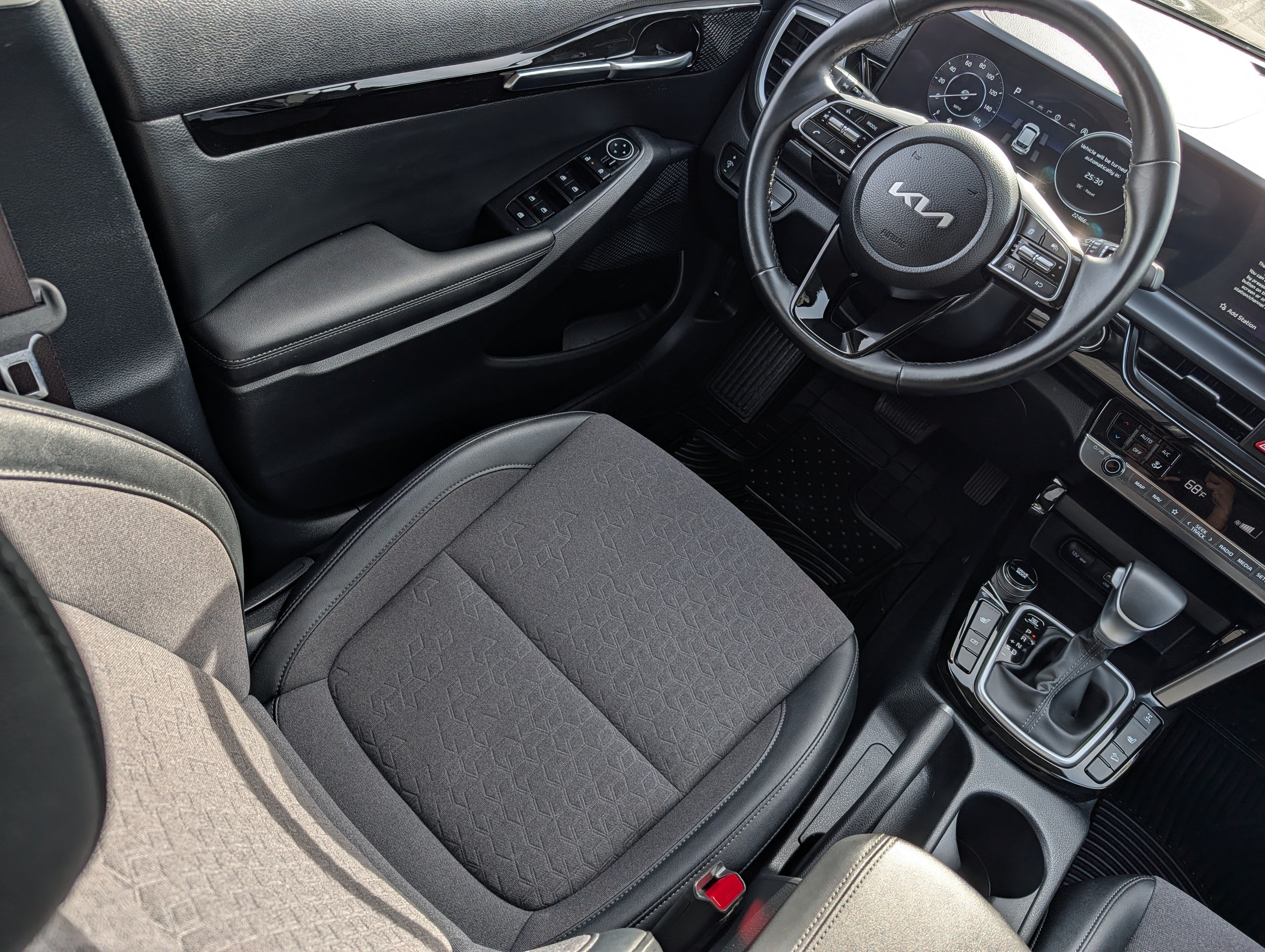 Certified 2024 Kia Seltos S AWD/4WD image 9
