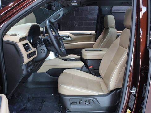 Used 2023 Chevrolet Tahoe Premier image 36