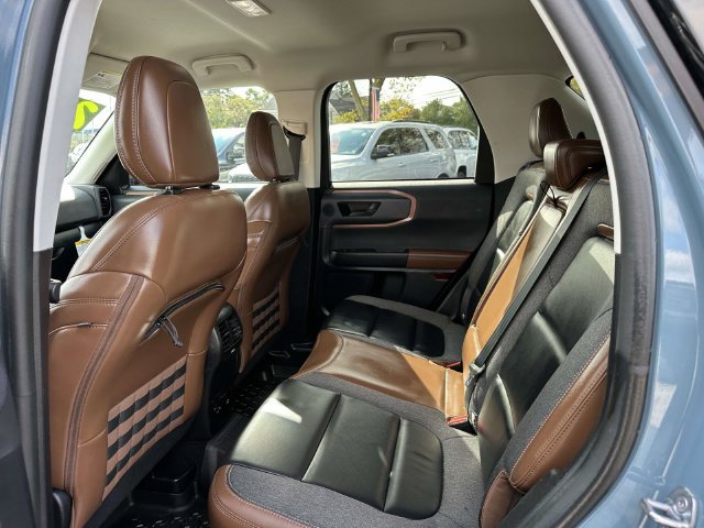 Used 2022 Ford Bronco Sport Outer Banks w/ Tech Package AWD/4WD image 7