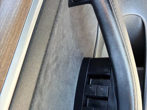 Used 2022 Tesla Model 3 Long Range AWD/4WD image 24