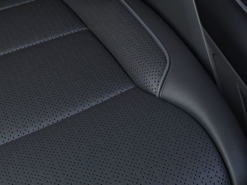 New 2025 Ford F150 Lariat w/ Equipment Group 502A High image 38