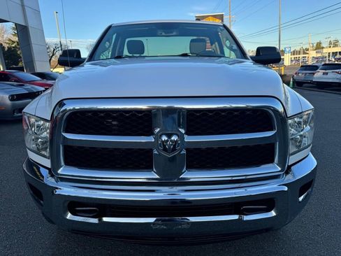 Used 2018 RAM 2500 Tradesman w/ Chrome Appearance Group image 9