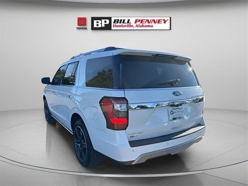 Used 2021 Ford Expedition Limited image 3