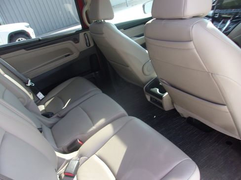 Used 2022 Honda Odyssey Touring image 18