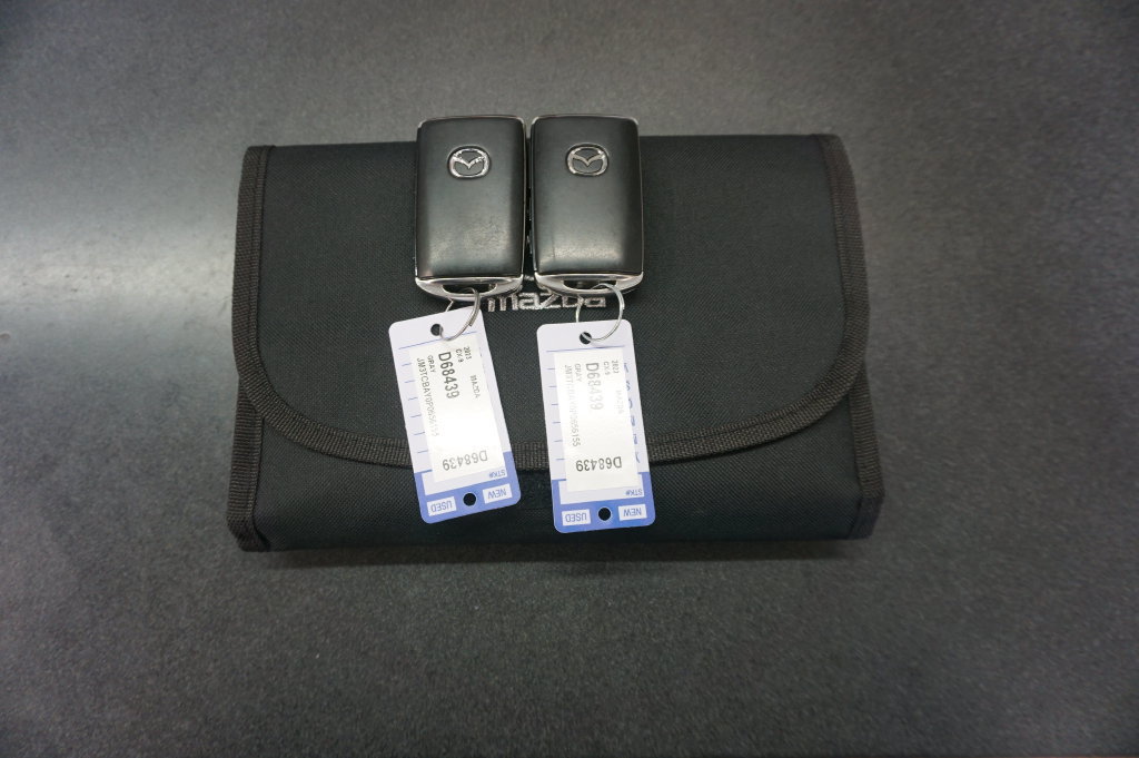 Used 2023 MAZDA CX-9 Touring Plus AWD/4WD image 19