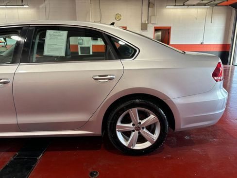 Used 2013 Volkswagen Passat 2.5 SE image 10