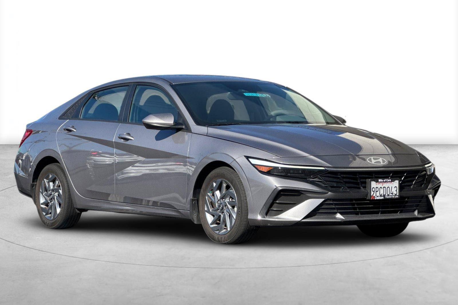 Used 2024 Hyundai Elantra SEL FWD image 8