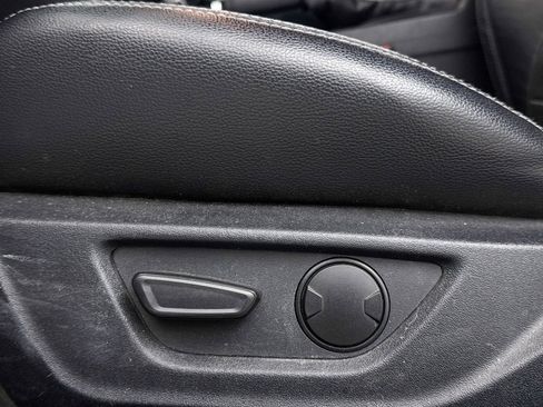 Used 2020 Ford Mustang Premium image 22