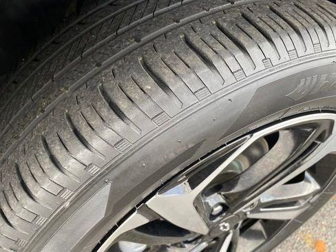 Certified 2023 Chevrolet TrailBlazer RS w/ Sun and Liftgate Package image 25