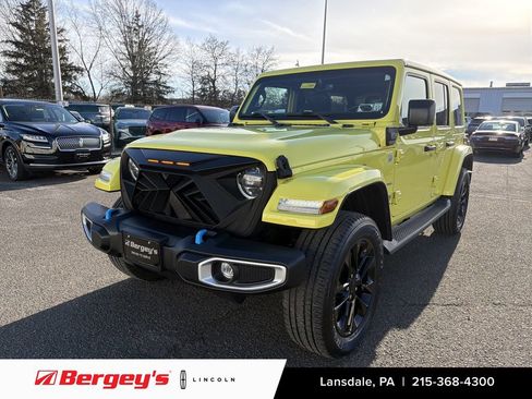 Used 2023 Jeep Wrangler Unlimited Sahara w/ Cold Weather Group image 1