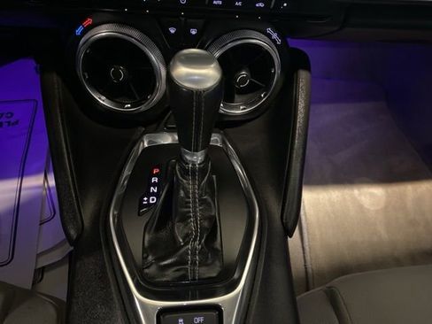 Used 2020 Chevrolet Camaro LT RWD image 23