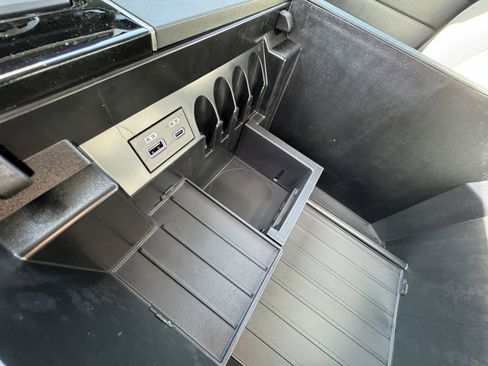 New 2025 Toyota Tundra SR5 image 34