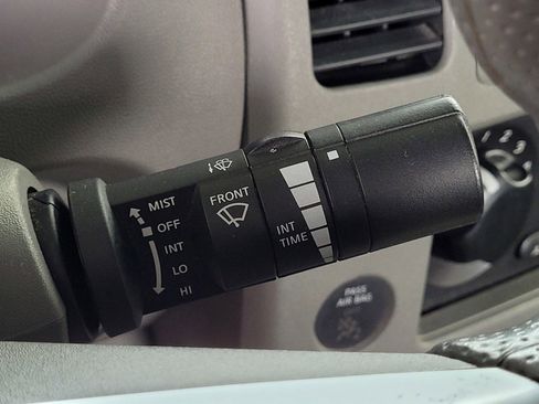 Used 2013 Nissan Frontier S image 8