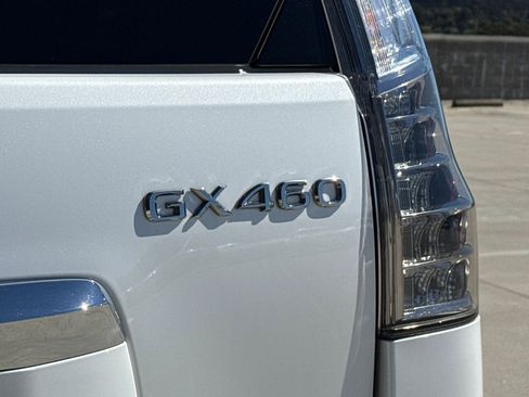 Used 2019 Lexus GX 460 Luxury image 13