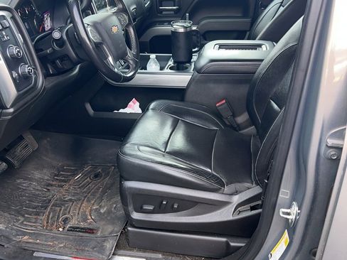 Used 2017 Chevrolet Silverado 1500 LTZ Z71 w/ LTZ Plus Package image 9