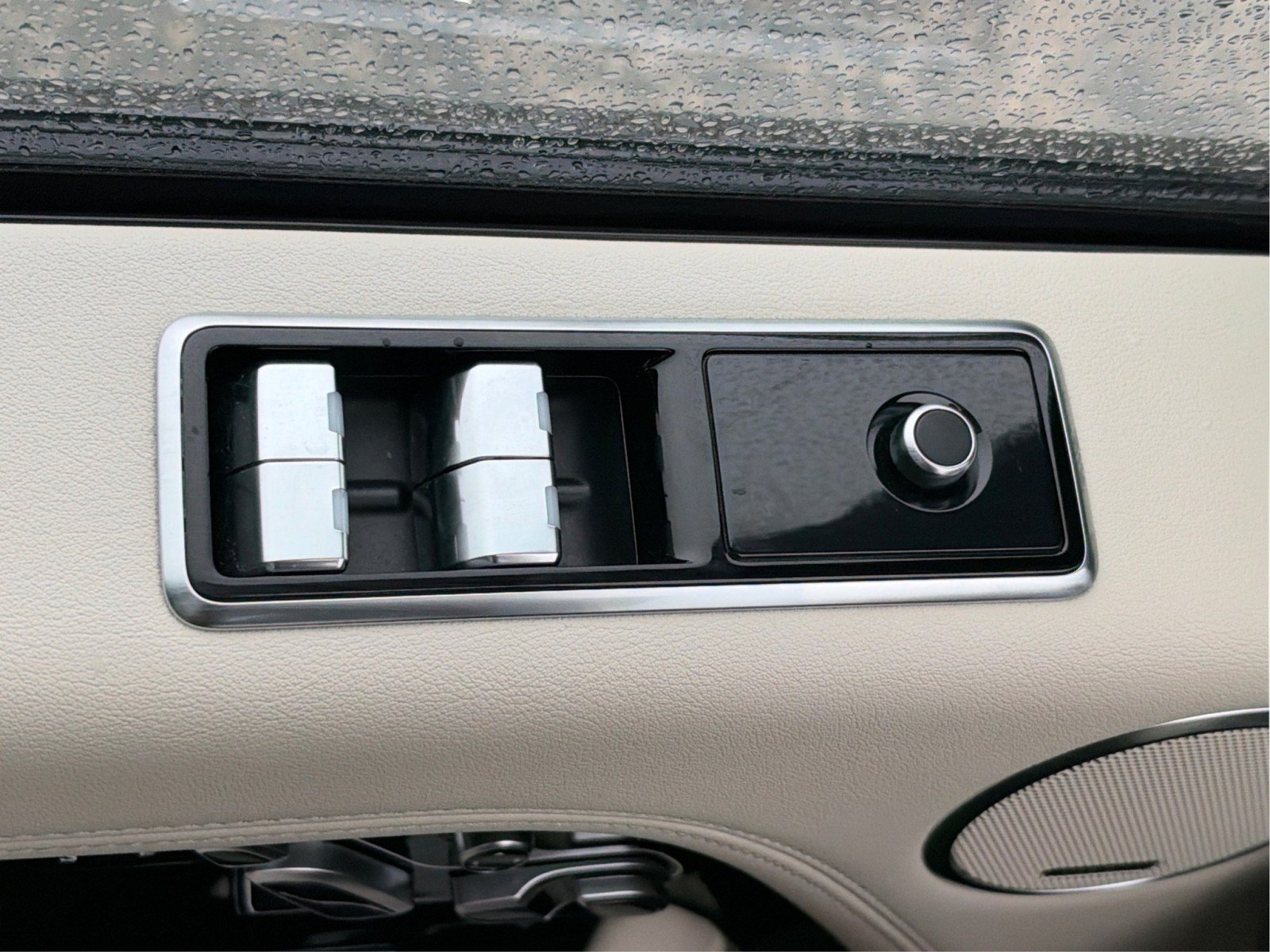 Used 2019 Land Rover Range Rover Supercharged AWD/4WD image 48