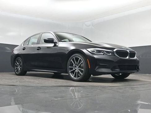 Used 2021 BMW 330i xDrive Sedan w/ Convenience Package AWD/4WD image 32